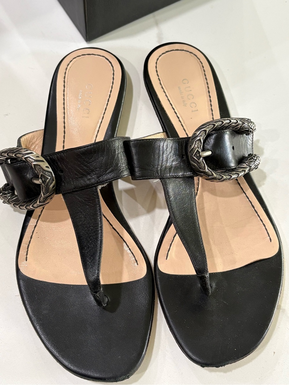 Gucci Black Leather Thong Sandals with Silver-Tone Buckles